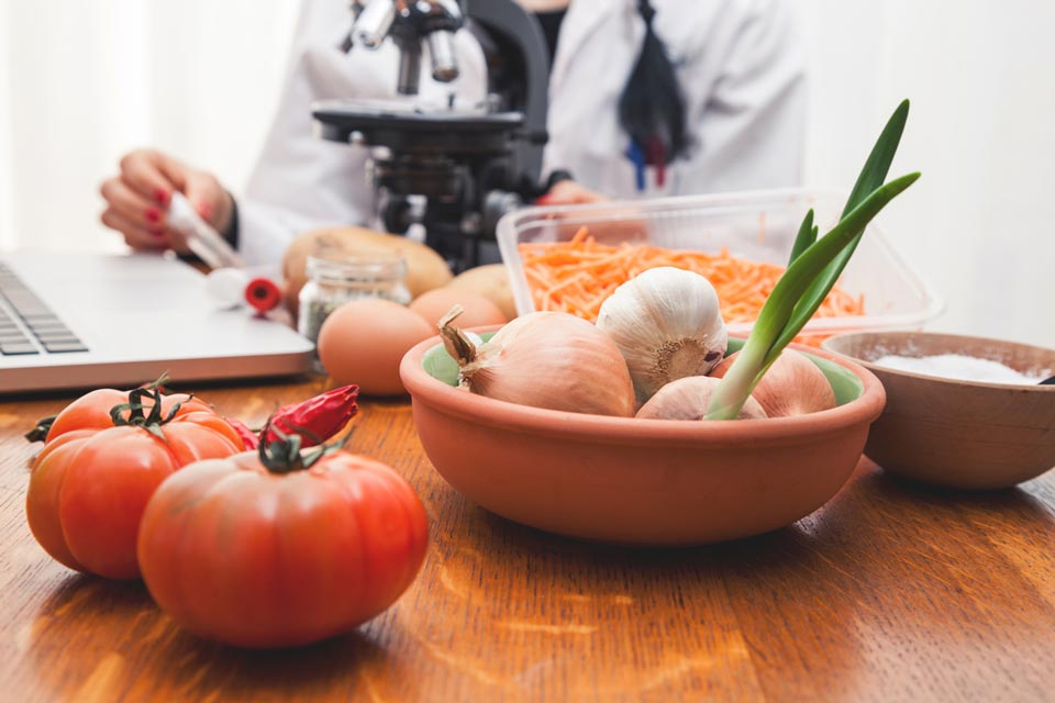 Quercetin is Nutritious Quercetin is a beneficial flavonoid found in many fruits, vegetables, and herbs.